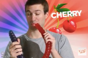 Screenshot of YouTube video: Vat19 - The World's Largest Gummy Worm.